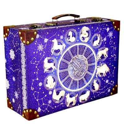 Сладкий подарок на Новый Год в премиальной упаковке весом 1850 грамм