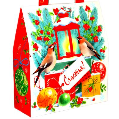 Сладкий новогодний подарок в картонной упаковке весом 550 грамм