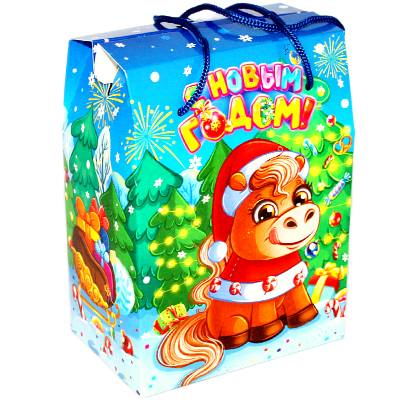 Сладкий подарок на Новый Год в картонной упаковке весом 780 грамм